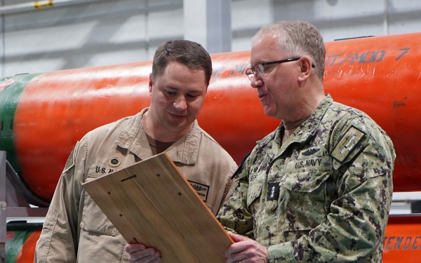 Lockwood Award presented to Navy Submarine Torpedo Facility onboard Naval Weapons Station Yorktown