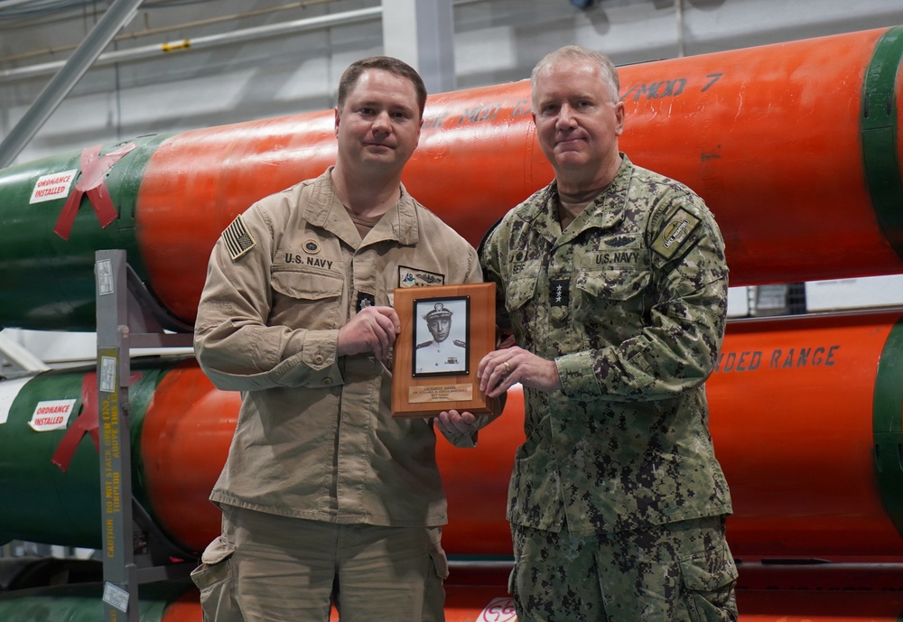 Lockwood Award presented to Navy Submarine Torpedo Facility onboard Naval Weapons Station Yorktown