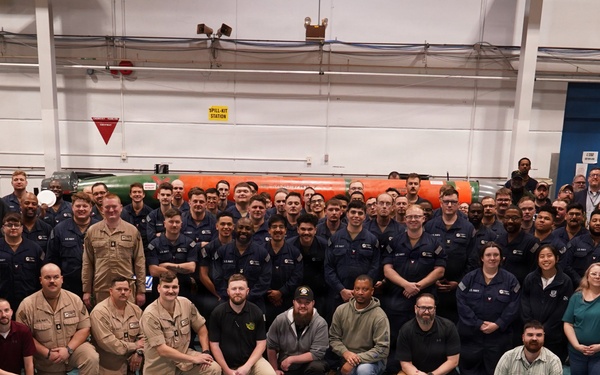 Prestigious Lockwood Award presented to the Navy Submarine Torpedo Facility onboard Naval Weapons Station Yorktown