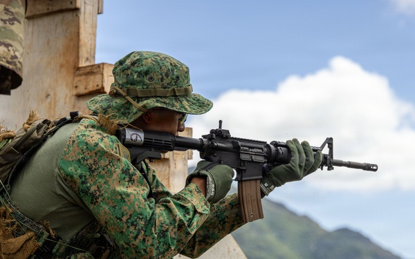 Pacific Land Forces Team Readiness Challenge - M4A1 Qualification