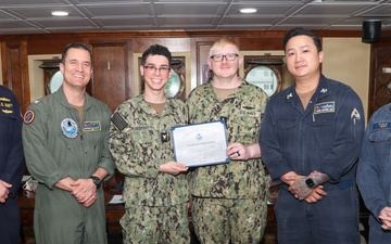 Toa Alta Native Honored as Warfighter of the Week aboard USS George Washington