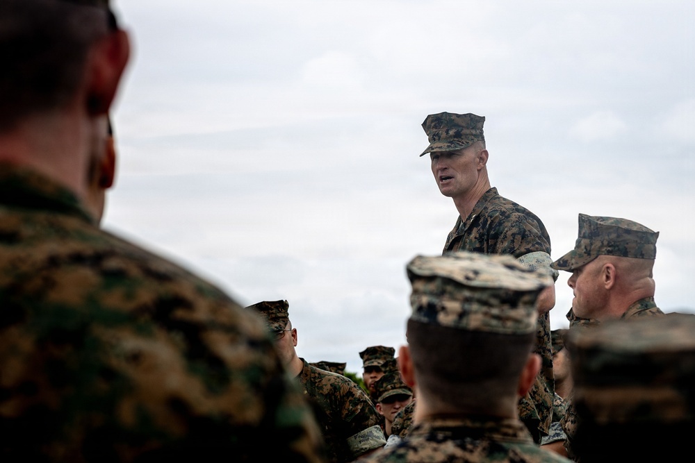 U.S. Marines Receive Navy and Marine Corps Achievement Medal From 3rd Marine Division Commanding General
