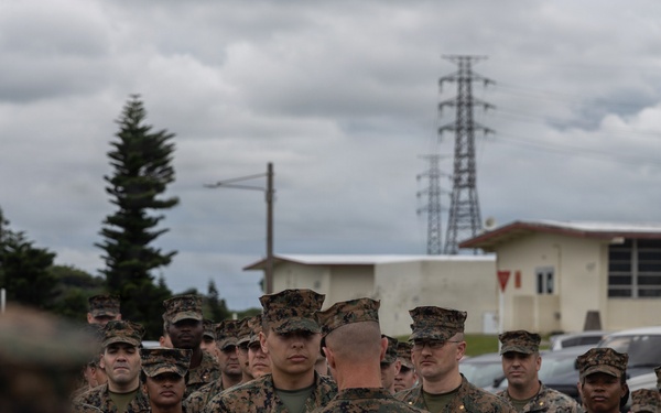 U.S. Marines Receive Navy and Marine Corps Achievement Medal from 3rd Marine Division Commanding General