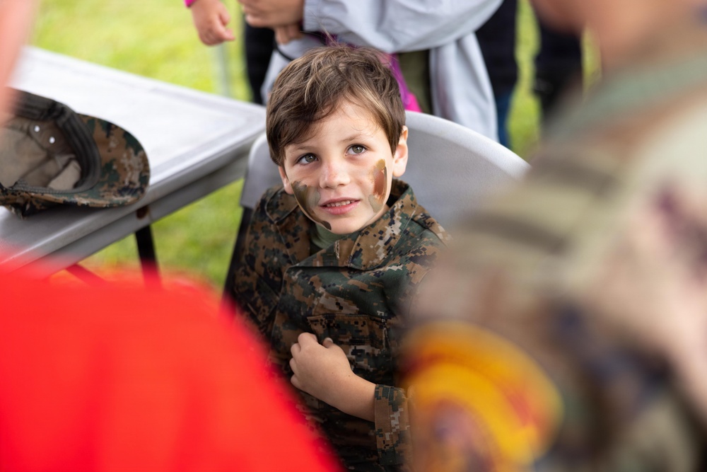 MACG-18 hosts devil pup day