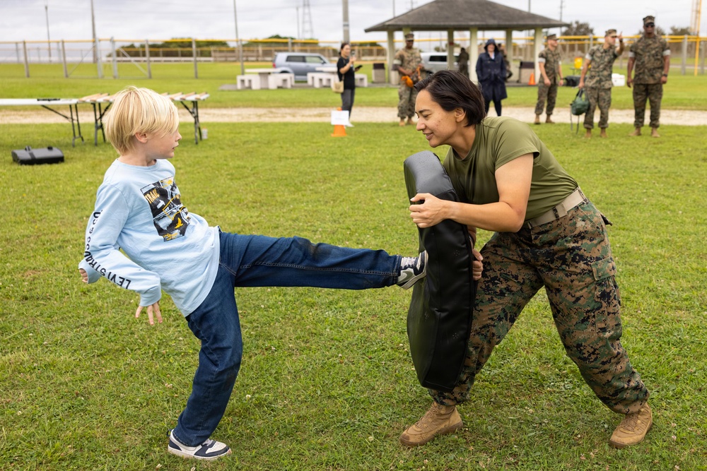 MACG-18 hosts devil pup day