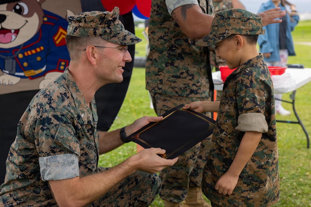 MACG-18 hosts devil pup day