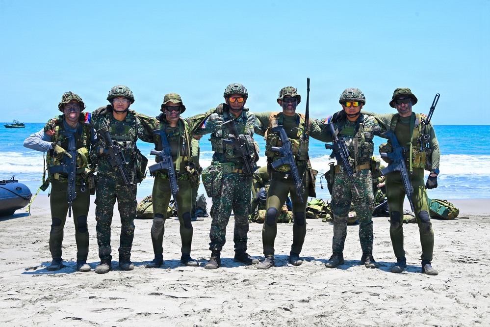 Balikatan 2026: Japan Ground Self-Defense Force, Philippine Army conduct amphibious assault