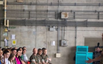 Col. Daniel Schierling relinquishes command of VMM-262 to Lt. Col. Derick E. Staffenson