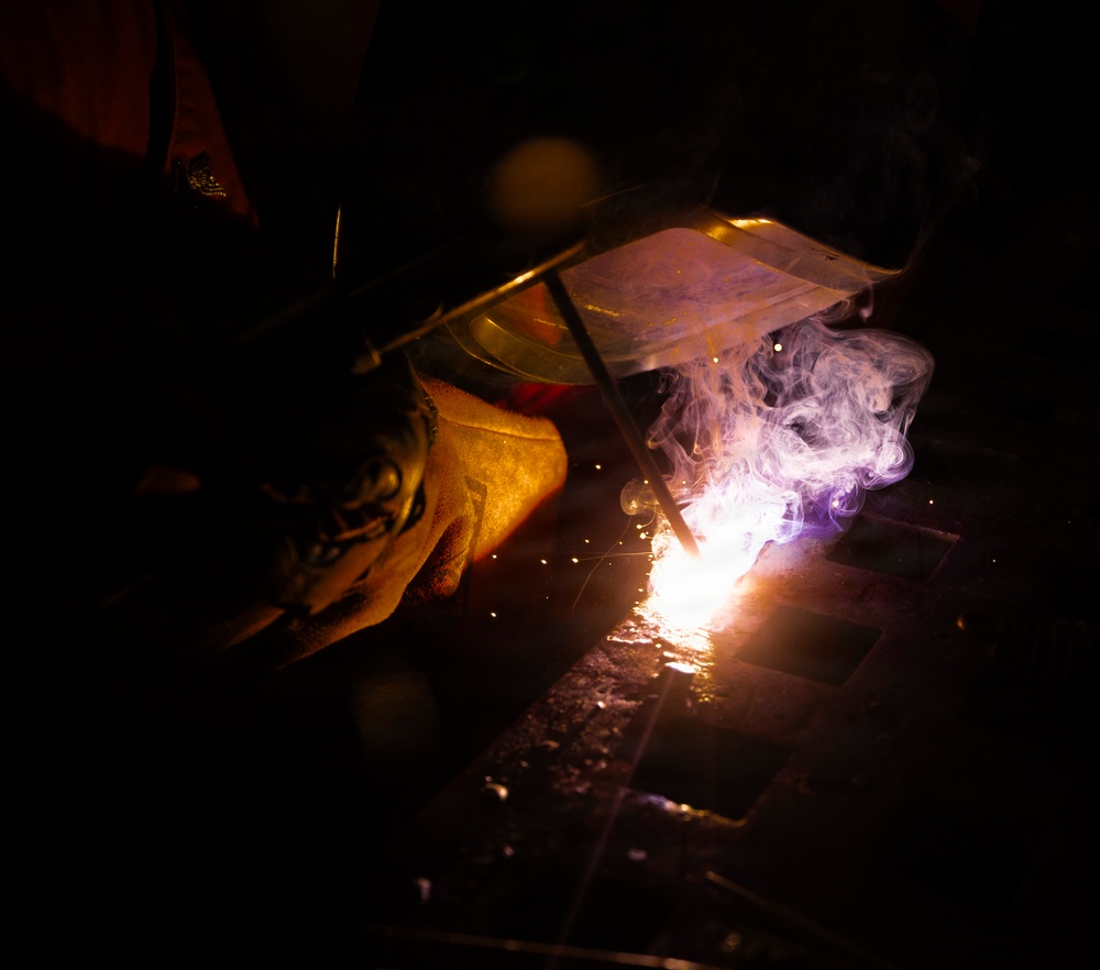 Milius Conducts Welding Demonstration