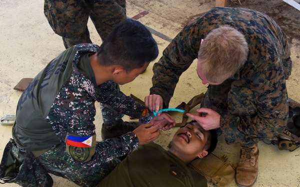 Balikatan 2026: 3rd LCT, local medical staff exchange life-saving skills