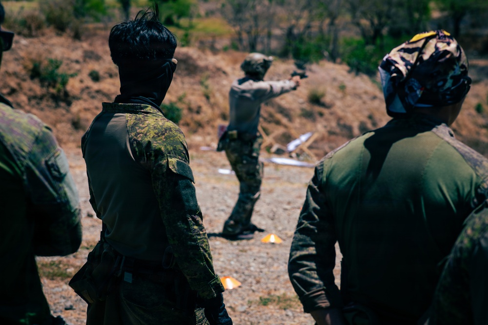 Balikatan 2026: Green Berets and Philippine Special Operators conduct pistol range