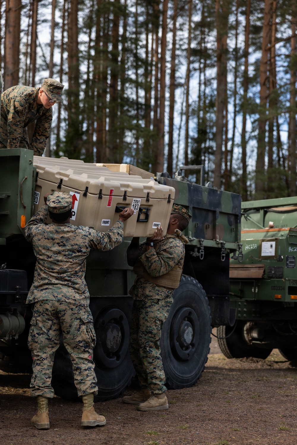 U.S. Marines showcase unit capabilities to Allied partners and Swedish media
