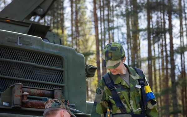U.S. Marines showcase unit capabilities to Allied partners and Swedish media