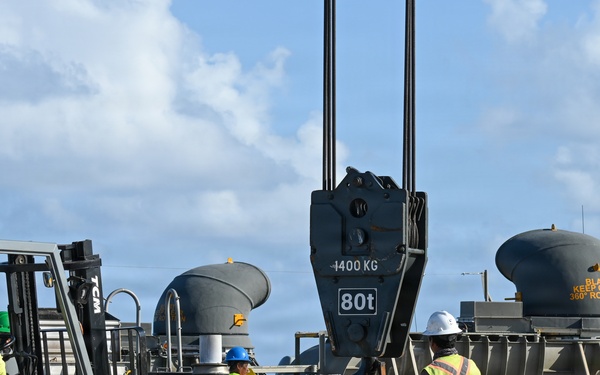LCACs’ 62, 52 arrives in Saipan bearing Army vehicles for Typhoon Sinlaku response