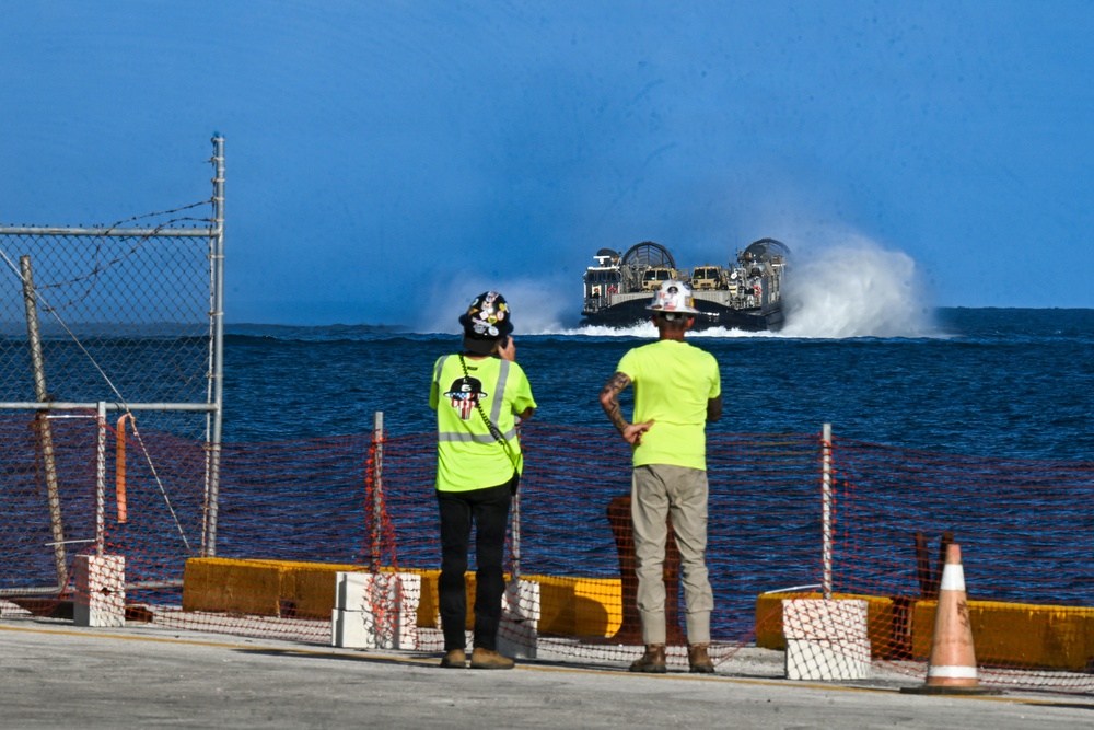 LCACs’ 62, 52 arrives in Saipan bearing Army vehicles for Typhoon Sinlaku response