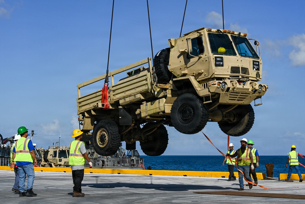 LCACs’ 62, 52 arrives in Saipan bearing Army vehicles for Typhoon Sinlaku response