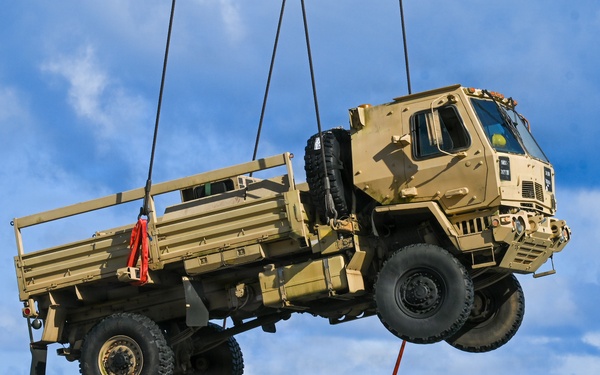 LCACs’ 62, 52 arrives in Saipan bearing Army vehicles for Typhoon Sinlaku response