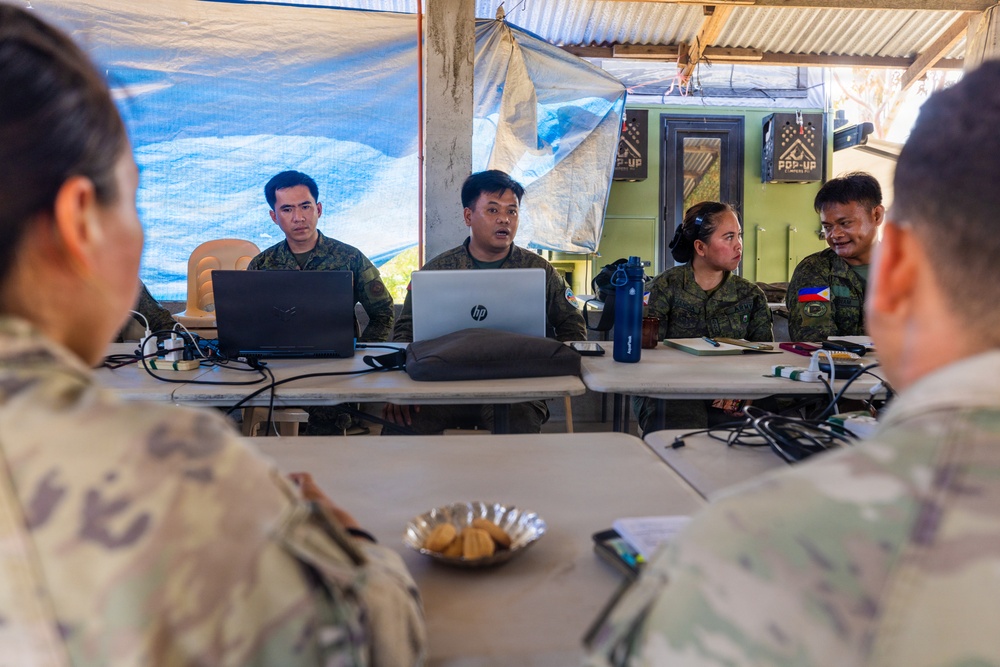 Balikatan 2026: 25th Infantry Division and Armed Forces of the Philippines Medics Discuss and Share Capabilities