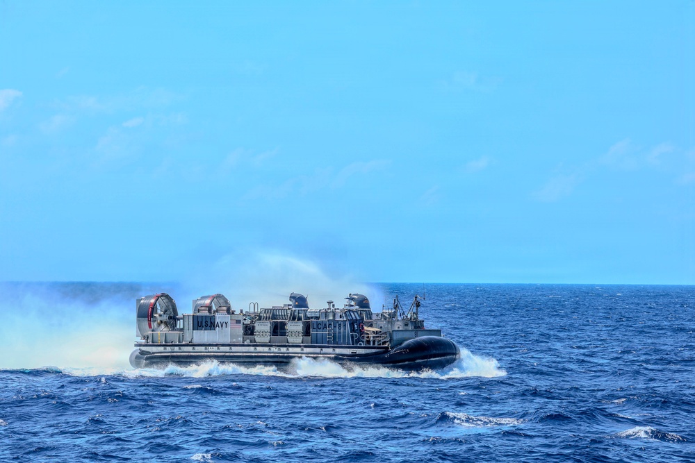 Balikatan 2026: LCAC Operations