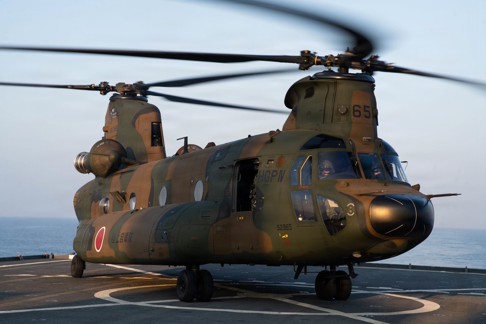 Balikatan 2026: Task Force Ashland participates in deck landing quals with
JMSDF
