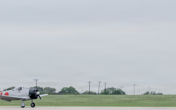 Aircraft arrive for The Great Texas Airshow