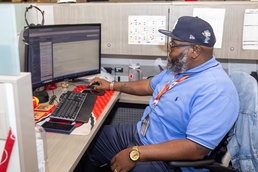 Shipyard Spotlight: Dexter Swain, Code 900R.2 Production Resources Department, Production Controller