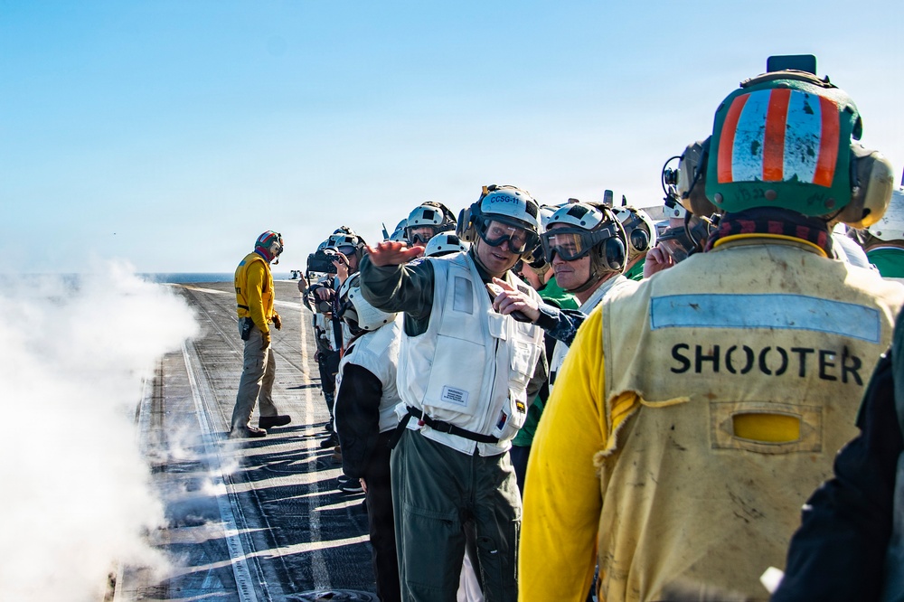 President of the Republic of Argentina and Argentine Distinguished Visitors Tour USS Nimitz