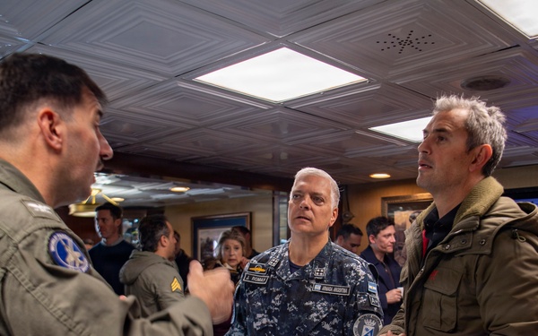 President of the Republic of Argentina and Argentine Distinguished Visitors Tour USS Nimitz