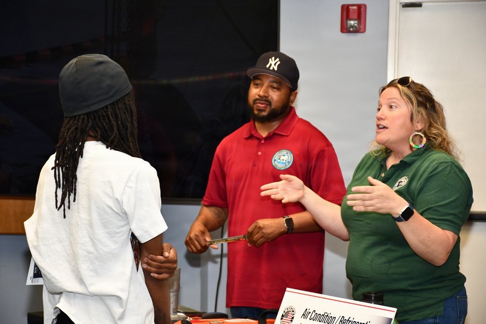 NNSY Hosts Find Your Path Apprentice Information Sessions Event Apr. 25