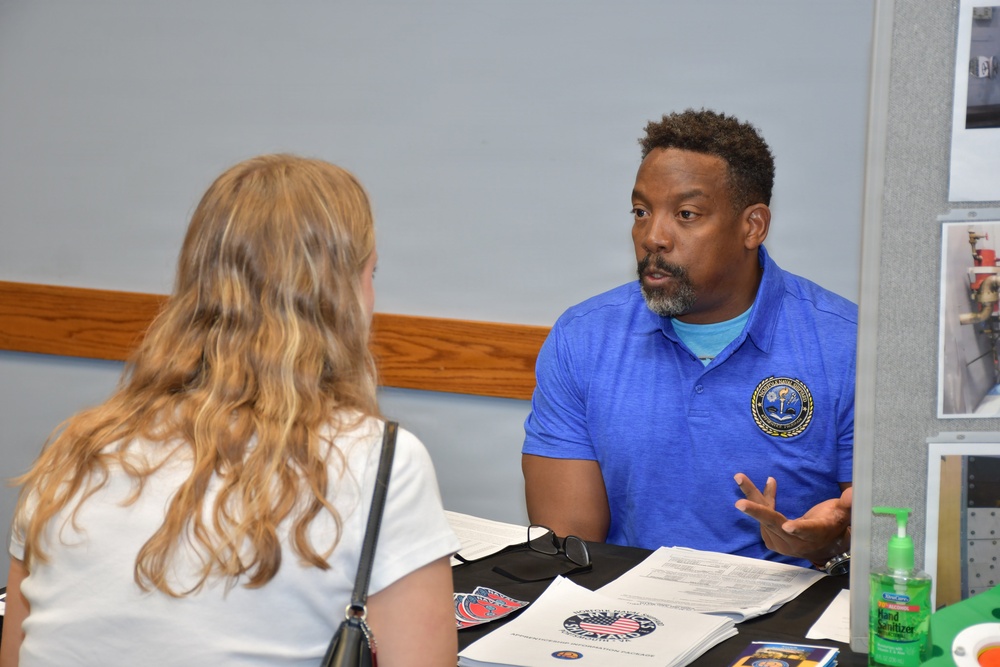 NNSY Hosts Find Your Path Apprentice Information Sessions Event Apr. 25