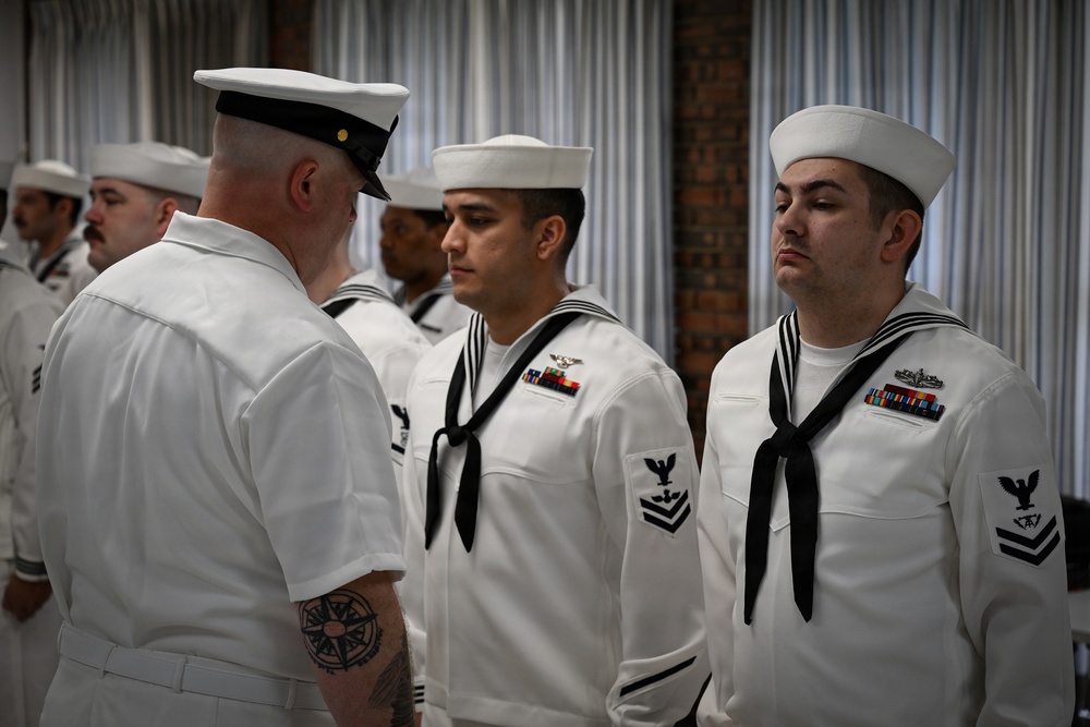 NSGL Security Conducts Uniform Inspection
