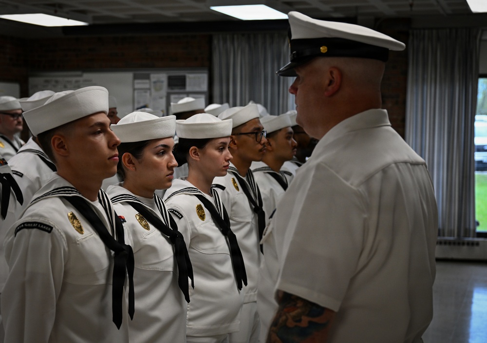 NSGL Security Conducts Uniform Inspection