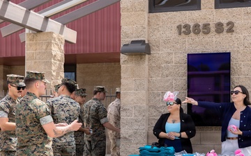 Camp Pendleton SARCs and SAPR VAs spread awareness for SAAPM