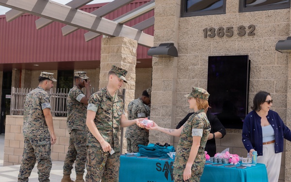 Camp Pendleton SARCs and SAPR VAs spread awareness for SAAPM