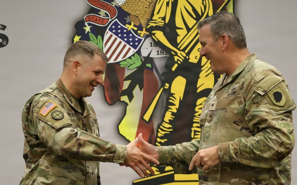 Illinois Soldiers Recognized for Excellence in Readiness and Training