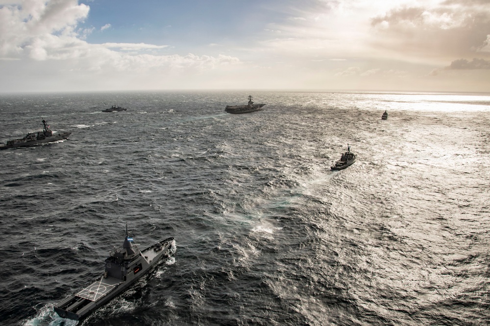 Argentine Navy and U.S. Navy Conduct Bilateral Maritime Engagement in Atlantic Ocean