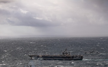 Argentine Navy and U.S. Navy Conduct Bilateral Maritime Engagement in Atlantic Ocean