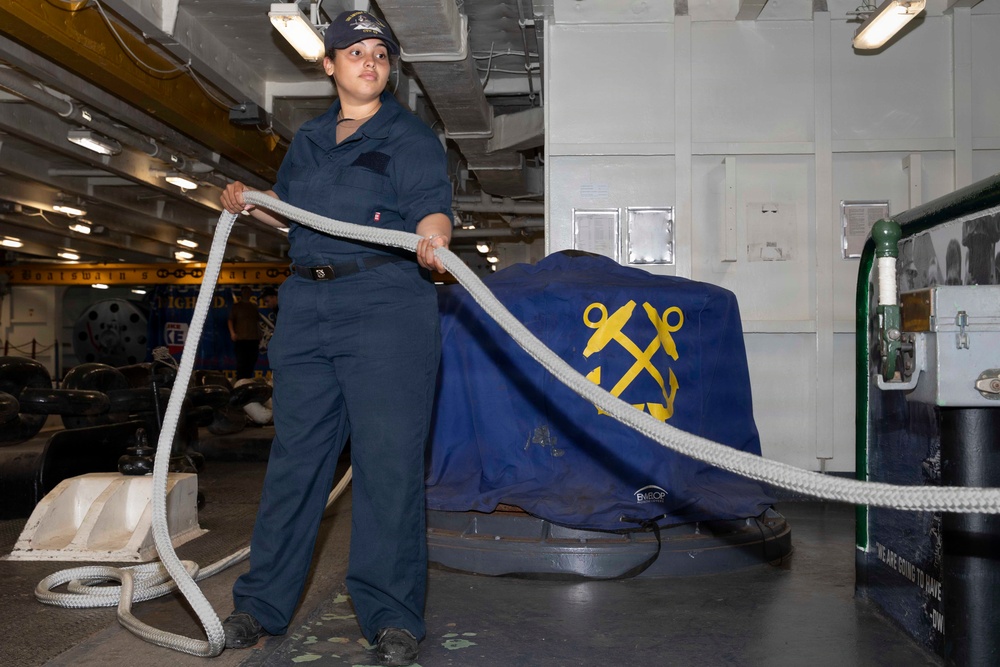 Ike Conducts Planned Incremental Availability maintenance period
