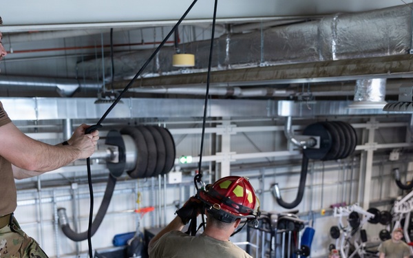 U.S. Army Firefighters conduct rappelling training