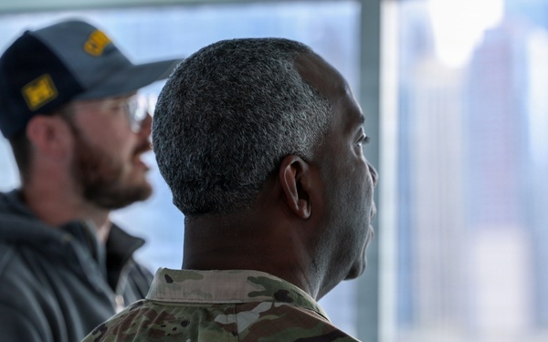 Maj. Gen. Jason Kelly visits Chicago Harbor Lock