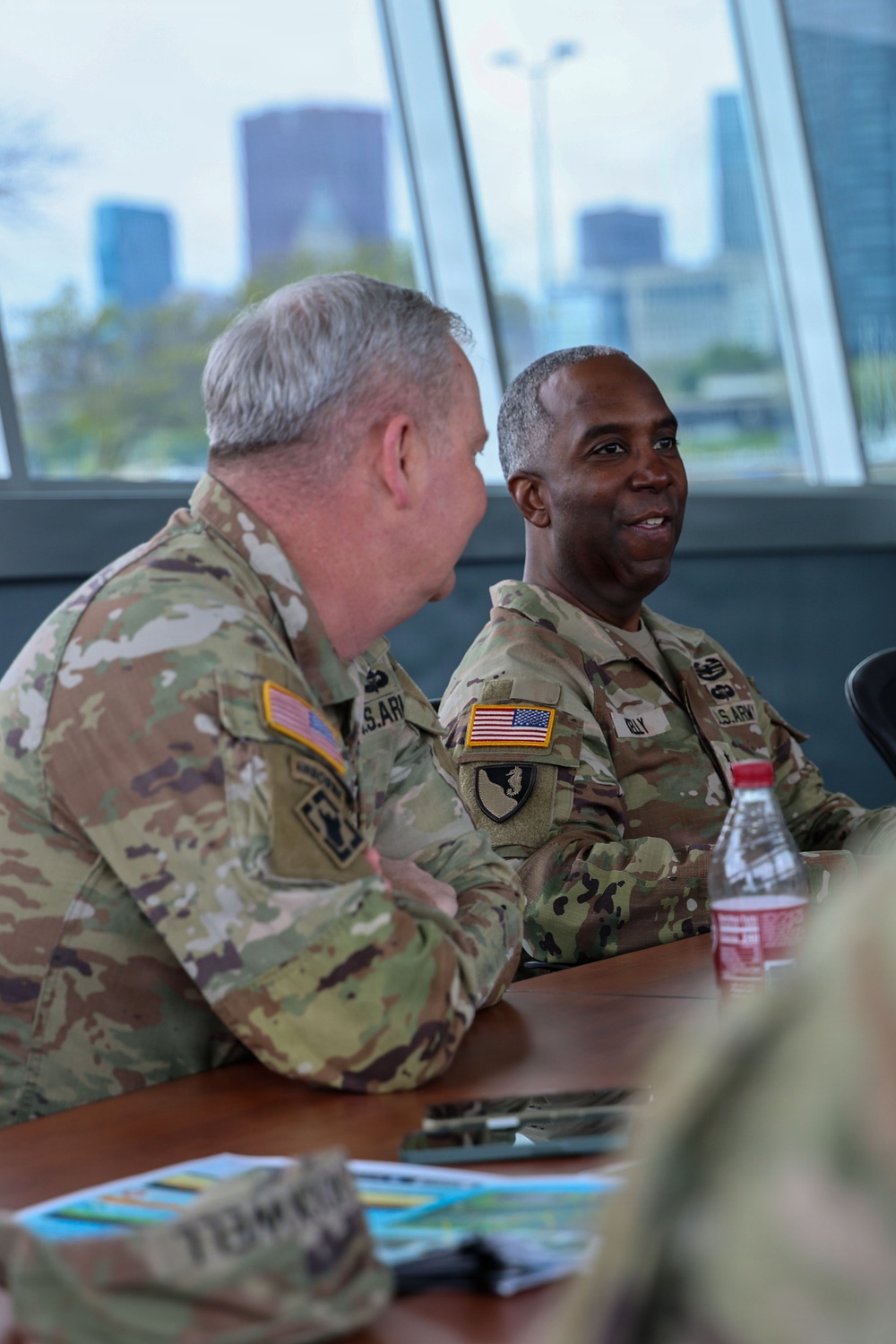 Maj. Gen. Jason Kelly visits Chicago Harbor Lock