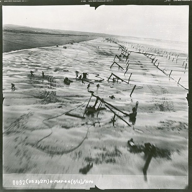 10th Photo Reconnaissance Group Begins Missions Over Normandy Beach (6 MAY 1944)