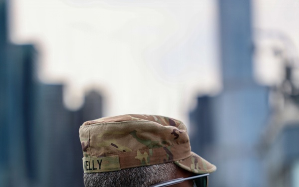 Maj. Gen. Jason Kelly visits Chicago Harbor Lock