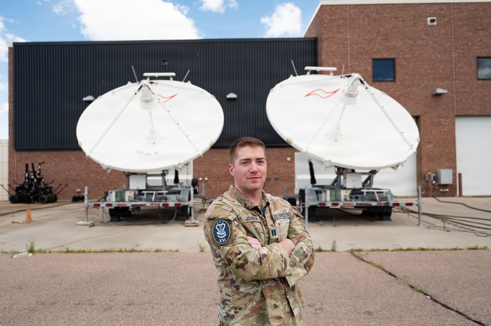 16th Electromagnetic Warfare Squadron Trains with Bounty Hunter