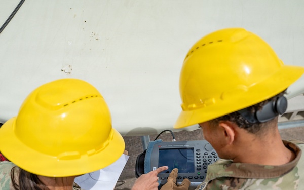 16th Electromagnetic Warfare Squadron Trains with Bounty Hunter