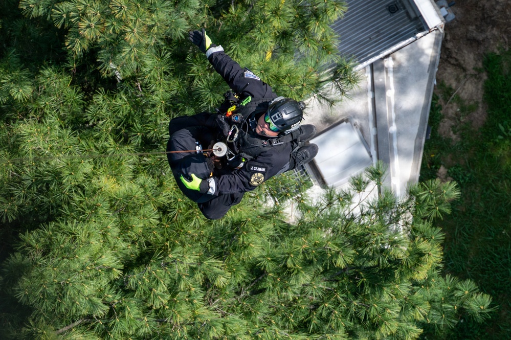 Maryland Guard supports search &amp; rescue exercise with state and local first responders