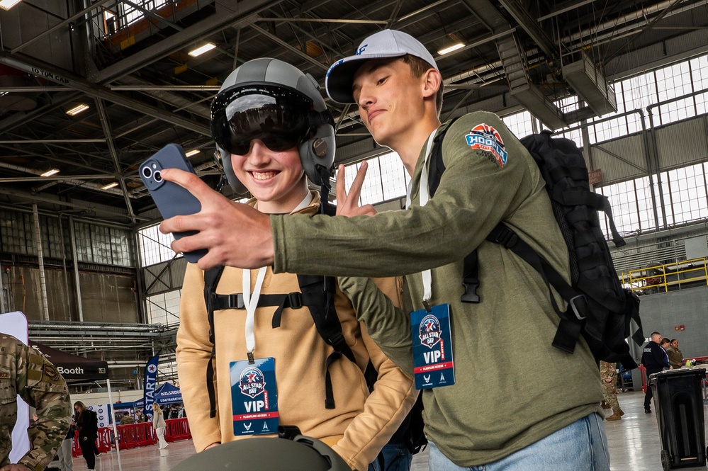 All-Star Leadership Day Inspires the Next Generation of Innovative Leaders