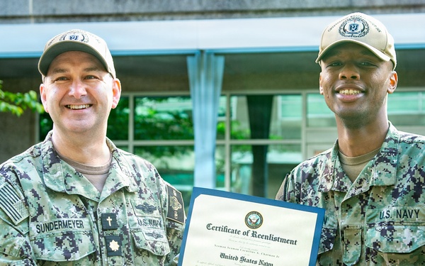 Cryptologic Warfare Group SIX Reenlistment