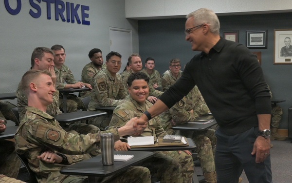 SEAC (Ret.) Ramón "CZ" Colón-López Mentorship Session at Kirtland AFB