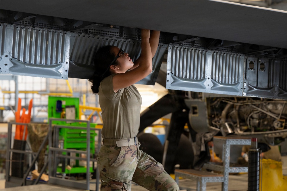 94th MXS Airmen perform C-130H isochronal inspection